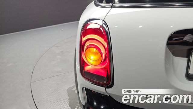 MINI Cooper S Countryman ALL4 2nd 2020 — фото 23