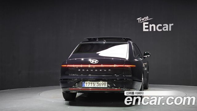 Hyundai Grandeur Hybrid (GN7) Calligraphy 2023 — фото 4