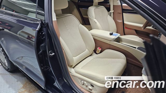 Hyundai Grandeur Hybrid (GN7) Calligraphy 2023 — фото 11