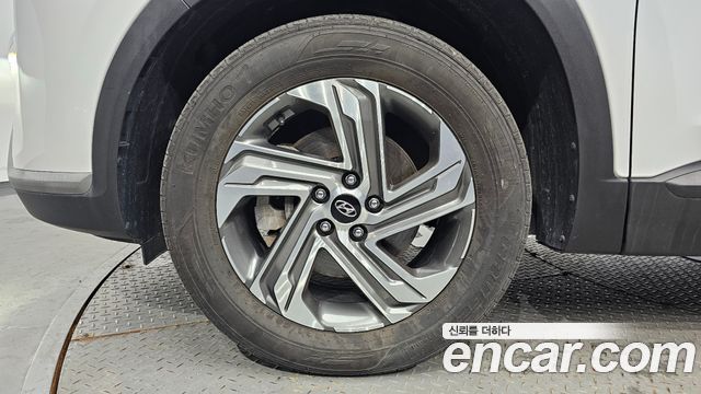 Hyundai Santa Fe Diesel 2.2 2WD Prestige 2021 — фото 5