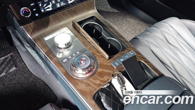 Genesis G80 (RG3) Gasoline 2.5 Turbo AWD 2025 — фото 9