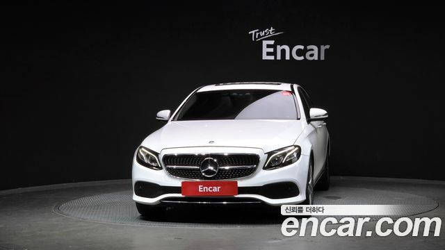 Mercedes-Benz E-Class (W213) E300 4MATIC Avnatgarde 2019 — фото 3