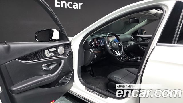 Mercedes-Benz E-Class (W213) E300 4MATIC Avnatgarde 2019 — фото 10