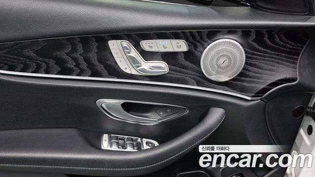 Mercedes-Benz E-Class (W213) E300 4MATIC Avnatgarde 2019 — фото 18