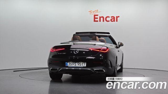 Mercedes-Benz CLE-Class (C236) CLE200 Cabriolet 2025 — фото 4
