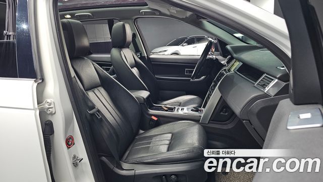 Land Rover Discovery Sport 2.0 TD4 SE (150PS) 2017 — фото 11