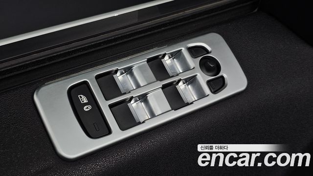 Land Rover Discovery Sport 2.0 TD4 SE (150PS) 2017 — фото 18