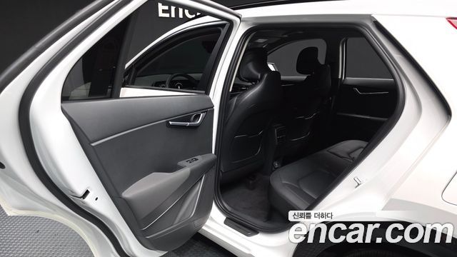 Kia Niro Signature 2024 — фото 26