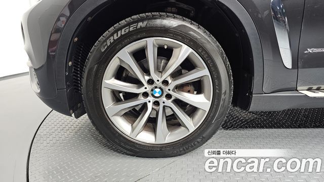 BMW X6 (F16) xDrive 30d 2015 — фото 5