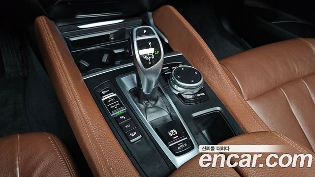 BMW X6 (F16) xDrive 30d 2015 — фото 9