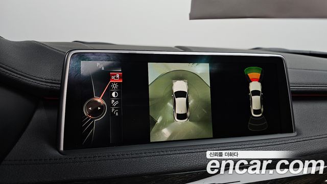 BMW X6 (F16) xDrive 30d 2015 — фото 16