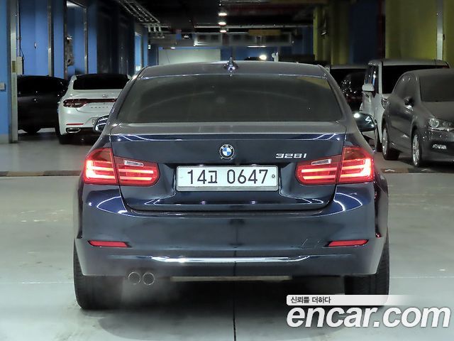 BMW 3 Series (F30) 328i 2012 — фото 4