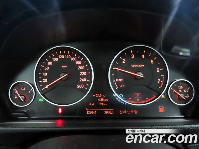 BMW 3 Series (F30) 328i 2012 — фото 8
