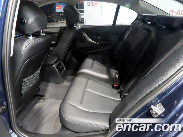 BMW 3 Series (F30) 328i 2012 — фото 17