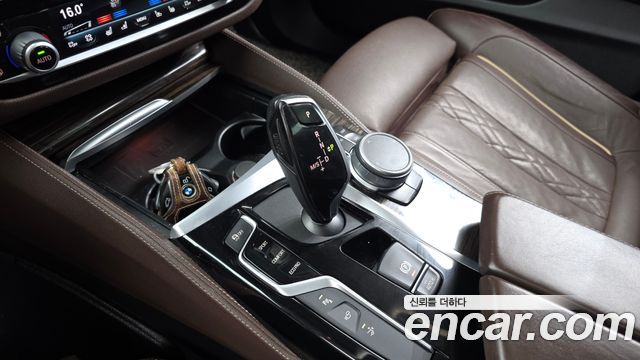 BMW 6 Series GT (G32) 620d xDrive Luxury 2019 — фото 9