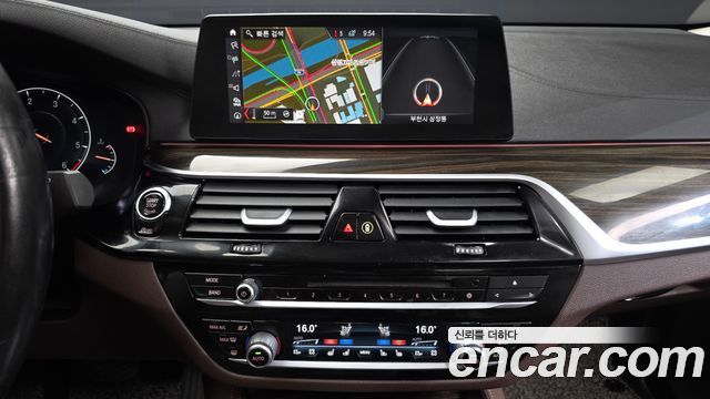 BMW 6 Series GT (G32) 620d xDrive Luxury 2019 — фото 14