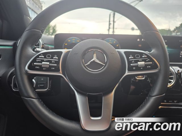 Mercedes-Benz A-Class (W177) A220 Sedan 2022 — фото 10