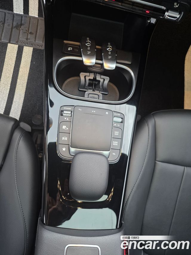 Mercedes-Benz A-Class (W177) A220 Sedan 2022 — фото 17