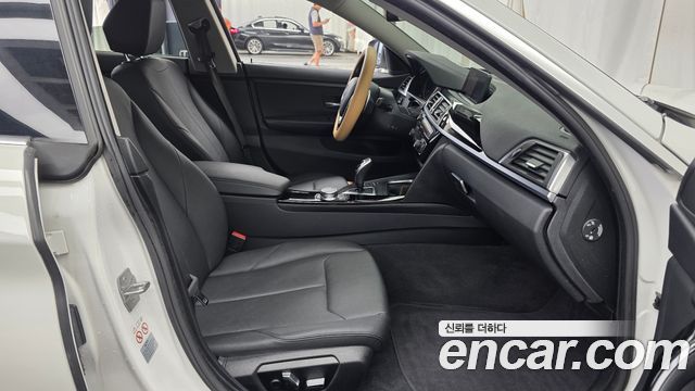 BMW 4 Series (F32) 420i Gran Coupe Special Edition 2020 — фото 32