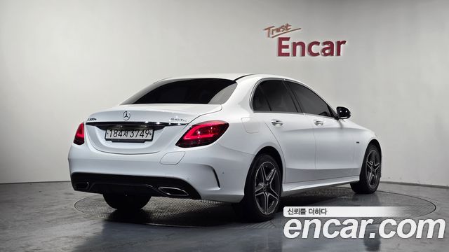 Mercedes-Benz C-Class (W205) C300e 4MATIC AMG Line 2020 — фото 2