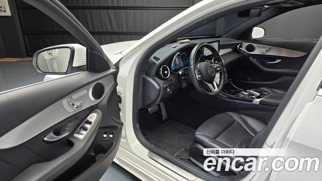 Mercedes-Benz C-Class (W205) C300e 4MATIC AMG Line 2020 — фото 10