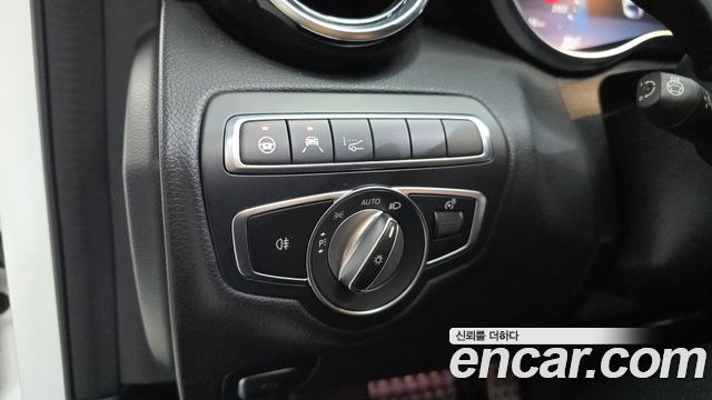 Mercedes-Benz C-Class (W205) C300e 4MATIC AMG Line 2020 — фото 20