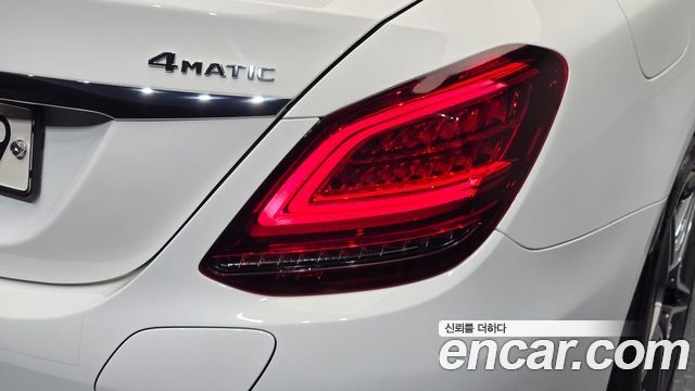 Mercedes-Benz C-Class (W205) C300e 4MATIC AMG Line 2020 — фото 23