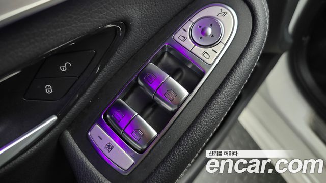 Mercedes-Benz C-Class (W205) C300e 4MATIC AMG Line 2020 — фото 28