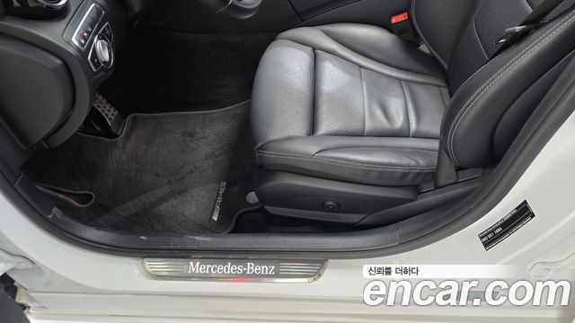 Mercedes-Benz C-Class (W205) C300e 4MATIC AMG Line 2020 — фото 30