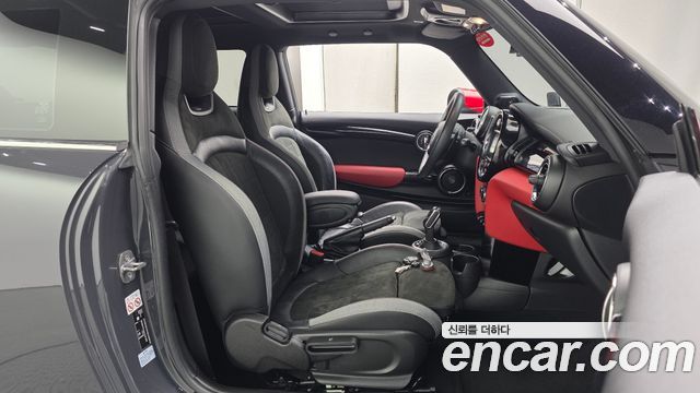 MINI Cooper S JCW 3rd Generation 2020 — фото 26