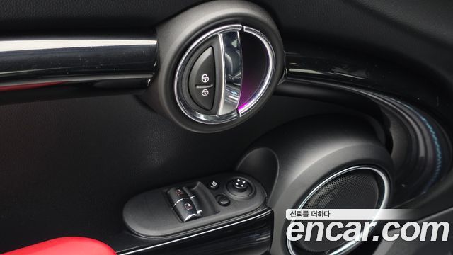 MINI Cooper S JCW 3rd Generation 2020 — фото 28
