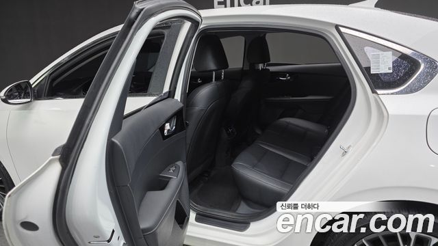 Kia K3 (II) 1.6 Noblesse 2022 — фото 32