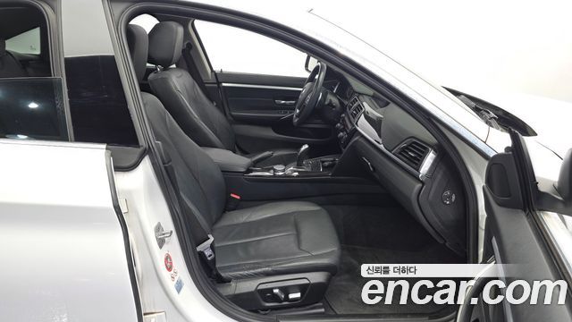BMW 4 Series (F32) 420i Luxury GranCoupe 2018 — фото 15