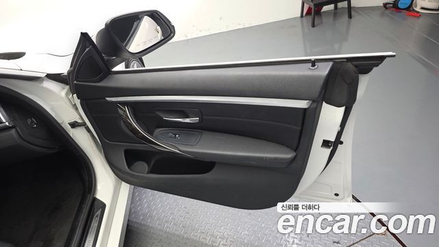 BMW 4 Series (F32) 420i Luxury GranCoupe 2018 — фото 30