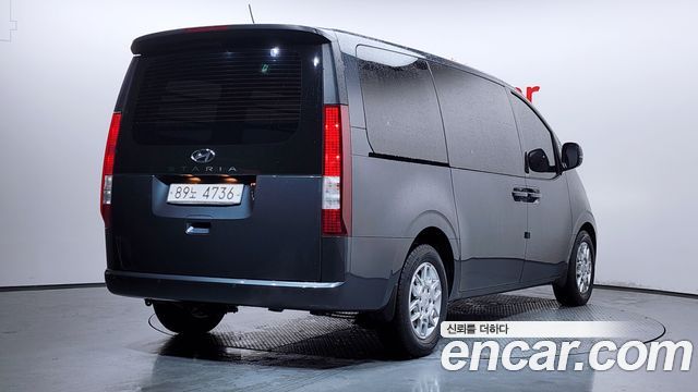 Hyundai Staria L3.5 Cargo 3-Seater Modern 2022 — фото 2