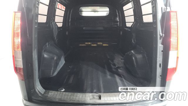 Hyundai Staria L3.5 Cargo 3-Seater Modern 2022 — фото 15