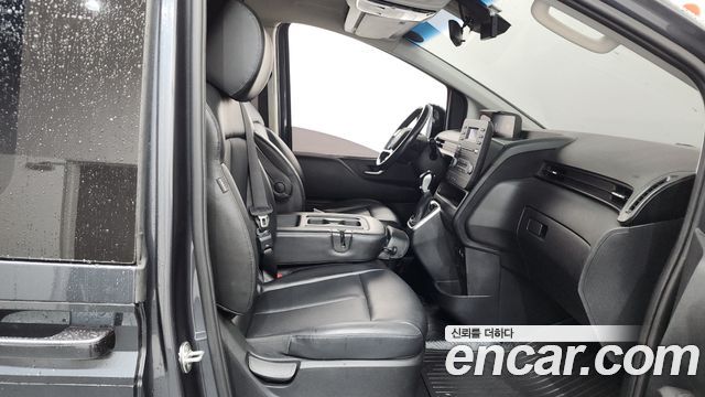 Hyundai Staria L3.5 Cargo 3-Seater Modern 2022 — фото 26