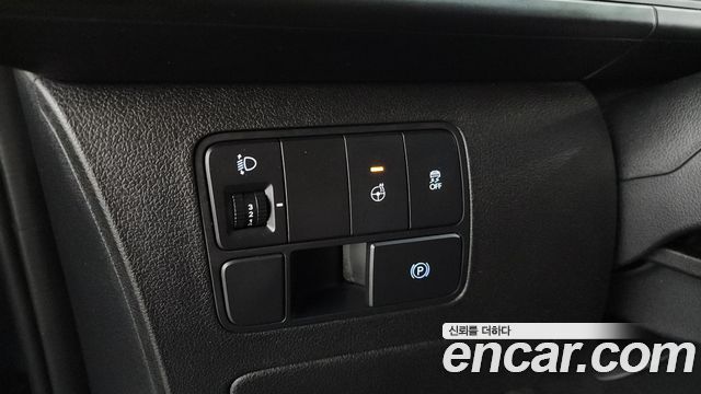 Hyundai Staria L3.5 Cargo 3-Seater Modern 2022 — фото 27