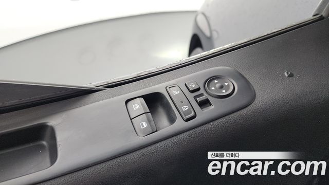 Hyundai Staria L3.5 Cargo 3-Seater Modern 2022 — фото 30