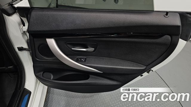 BMW 3 Series GT (F34) GT 320d M Sport Premium 2020 — фото 25