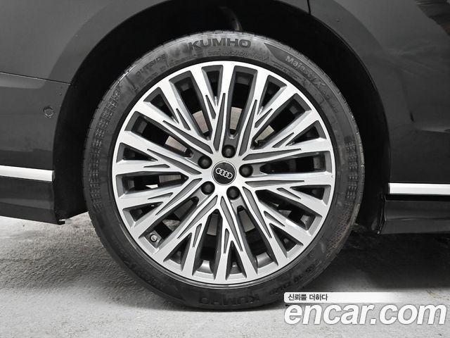 Audi A8 (D5) 55 TFSI Quattro Premium LWB 2023 — фото 5