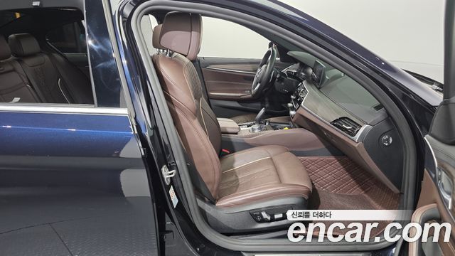 BMW 5 Series (G30) 530i M Sport Package Plus 2020 — фото 12