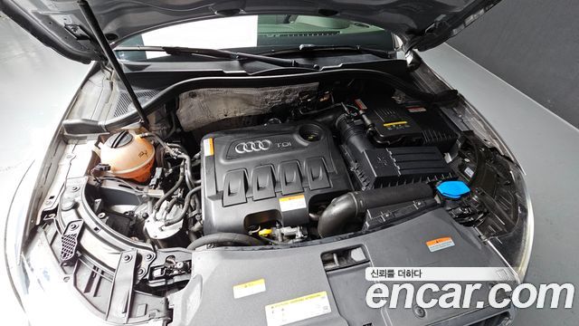 Audi Q3 35 TDI Quattro Dynamic 8U 2015 — фото 6