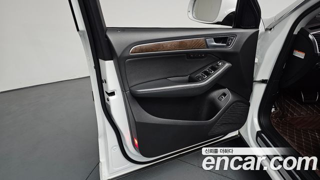 Audi Q5 45 TDI Quattro 8R 2015 — фото 24