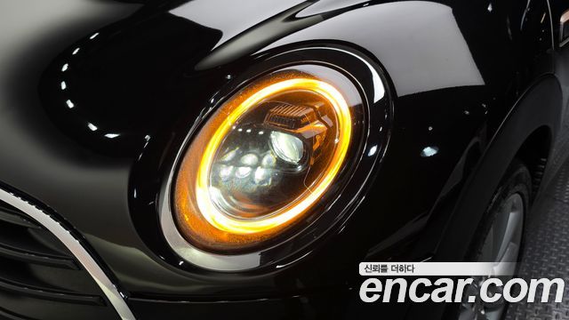 MINI Cooper Clubman Classic 2nd 2022 — фото 22