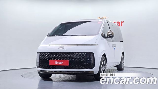 Hyundai Staria 4WD Lounge 7-Seater Inspiration 2025 — фото 3