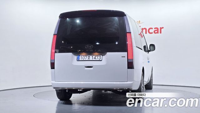 Hyundai Staria 4WD Lounge 7-Seater Inspiration 2025 — фото 4