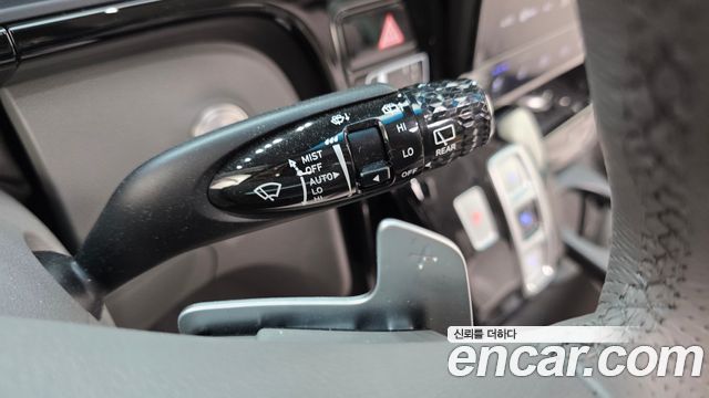 Hyundai Staria 4WD Lounge 7-Seater Inspiration 2025 — фото 17