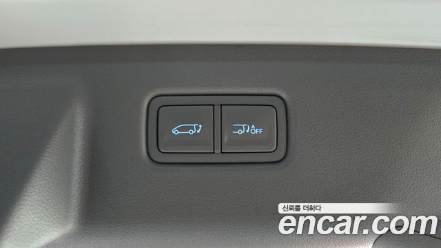 Hyundai Staria 4WD Lounge 7-Seater Inspiration 2025 — фото 20