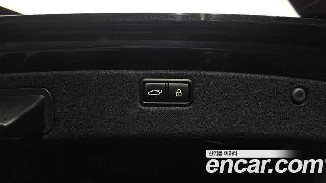 Genesis G80 2.2D Premium Luxury 2018 — фото 27